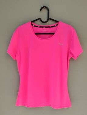 RAS Short Sleeve Scoop Neck T-Shirt